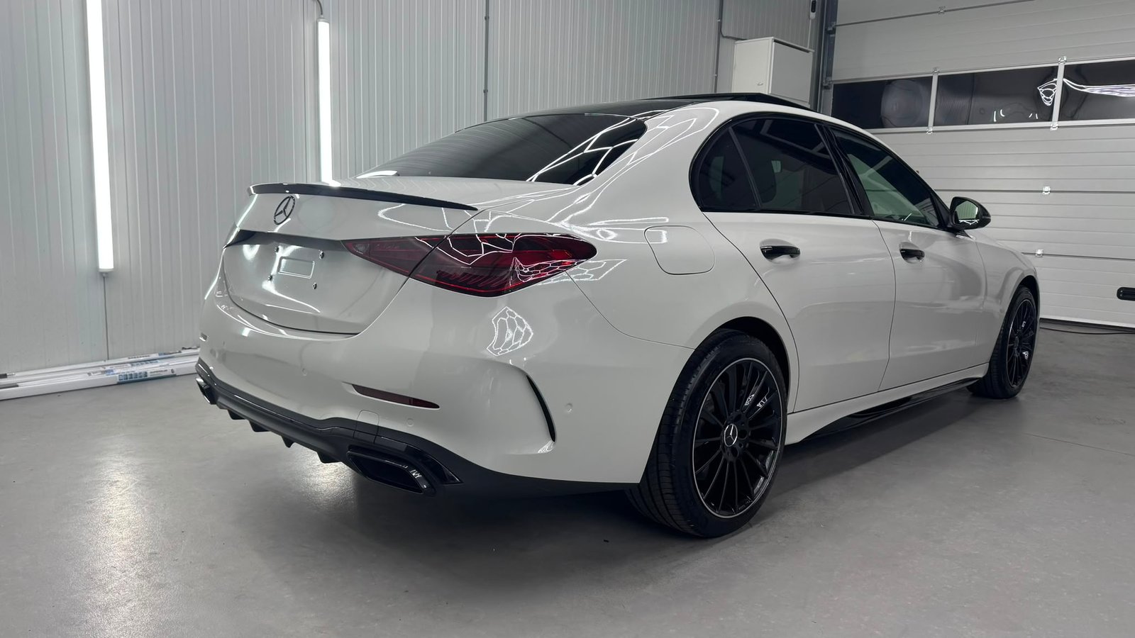 Mercedes Wit