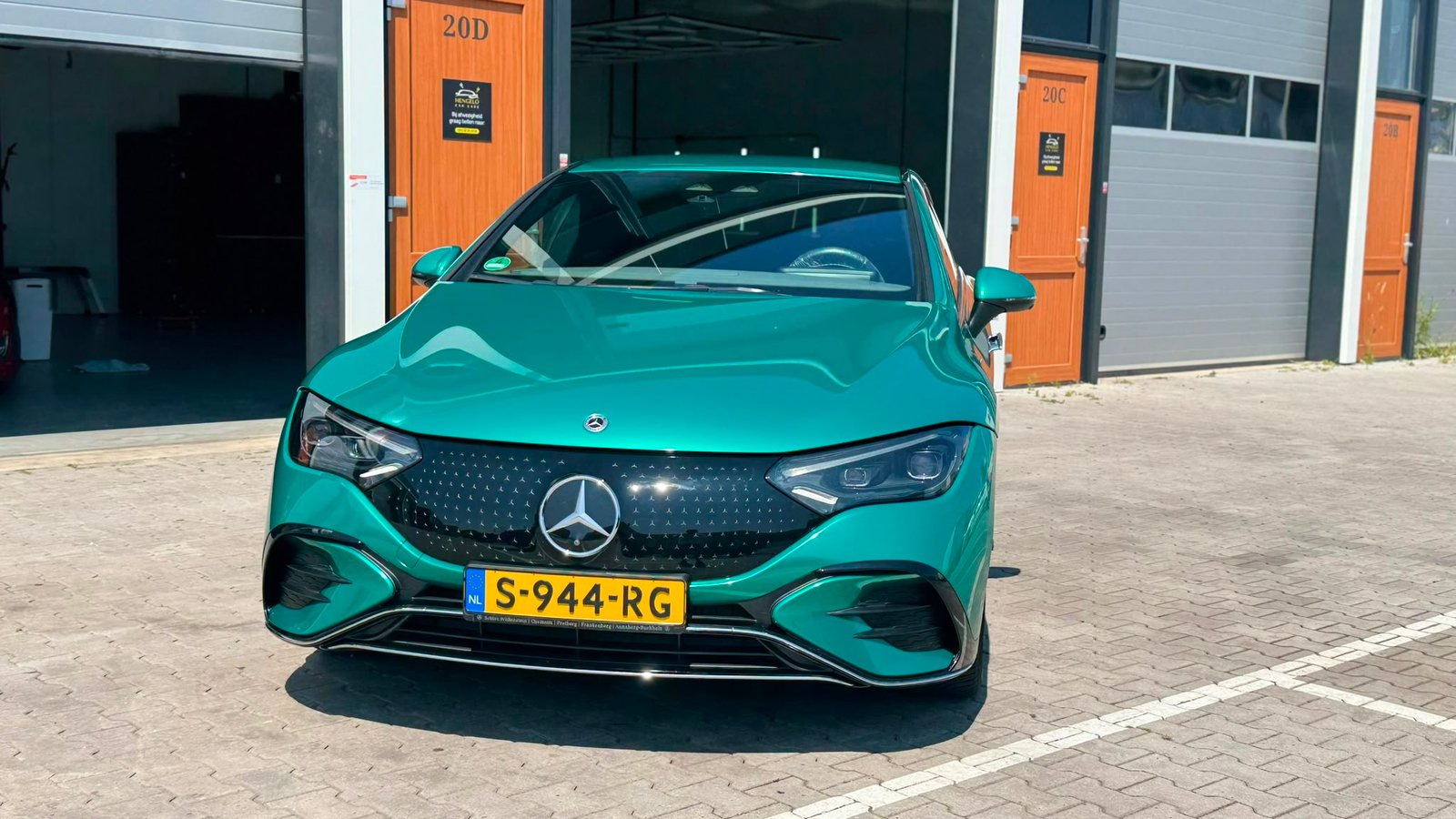 Mercedes Wrap